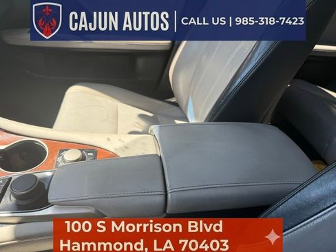 Used 2018 Lexus RX 350L RX 350L Premium w/ Premium Package image 17