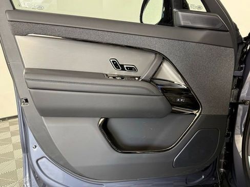New 2026 Land Rover Range Rover Sport Dynamic SE AWD/4WD image 29