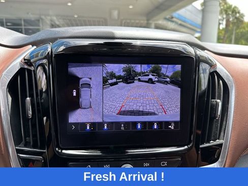 Used 2020 Chevrolet Traverse High Country FWD image 24