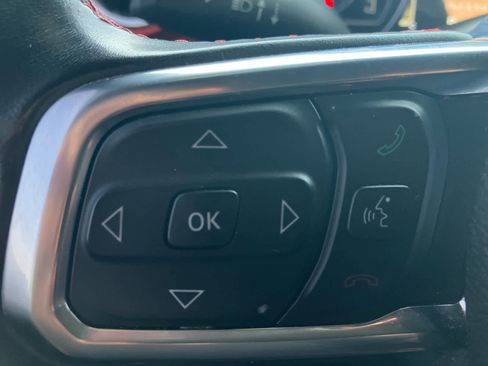 Used 2020 Jeep Gladiator Rubicon w/ Auxiliary Switch Group AWD/4WD image 17