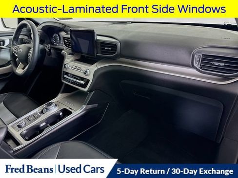 Used 2024 Ford Explorer XLT w/ Equipment Group 202A AWD/4WD image 38