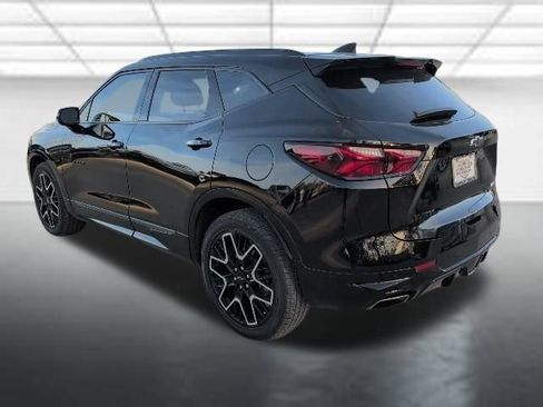 Used 2021 Chevrolet Blazer RS w/ Enhanced Convenience Package image 2