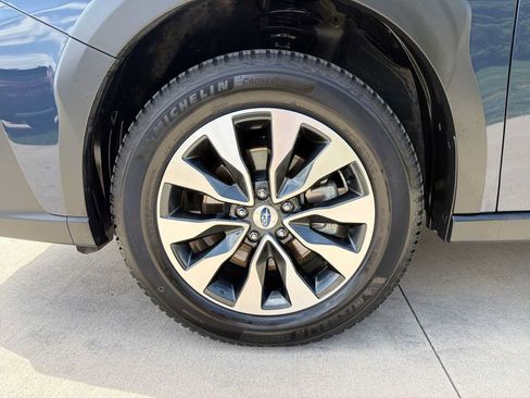 Certified 2023 Subaru Outback Limited AWD/4WD image 10