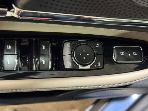 Certified 2025 Lincoln Corsair Grand Touring image 8