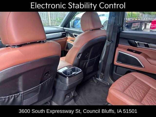 Used 2025 Kia Telluride EX X-Line AWD/4WD image 45