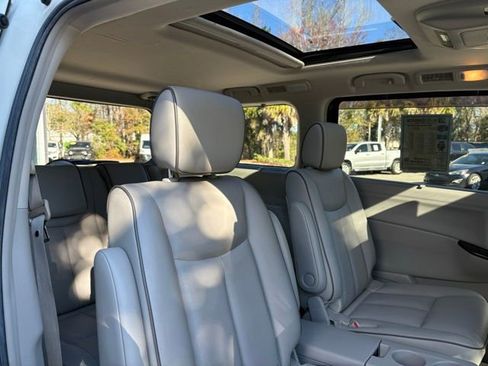 Used 2011 Nissan Quest LE image 29