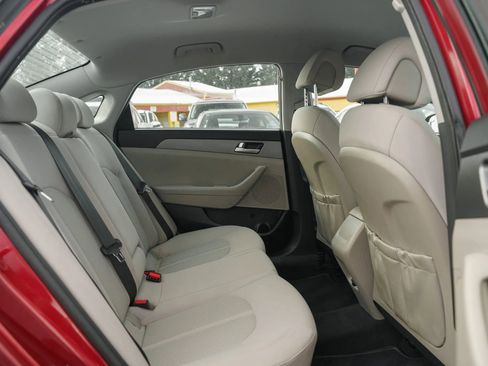 Used 2016 Hyundai Sonata SE image 10