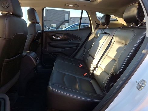 Used 2019 GMC Terrain Denali w/ Advanced Safety Package image 10