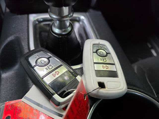 Used 2021 Ford Mustang Coupe RWD image 6