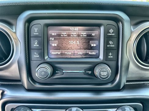 Used 2021 Jeep Wrangler Unlimited Sport AWD/4WD image 13