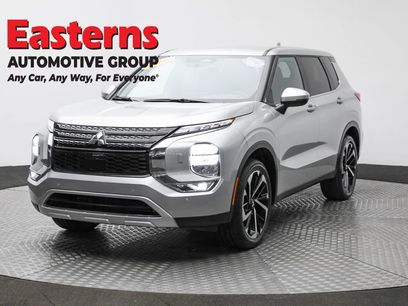 Used 2024 Mitsubishi Outlander SE