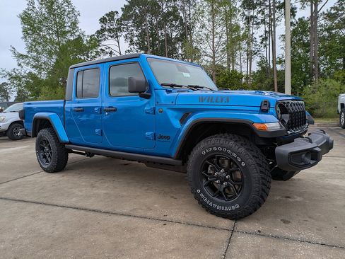 New 2026 Jeep Gladiator Sport AWD/4WD image 2
