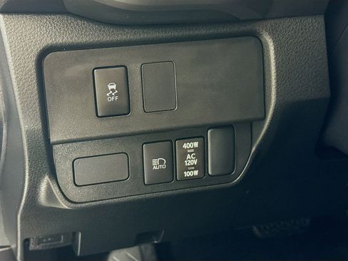 Certified 2022 Toyota Tacoma TRD Off-Road w/ TRD Premium Off Road Package image 10