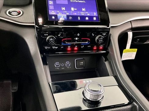 New 2026 Jeep Grand Cherokee Laredo X AWD/4WD image 7