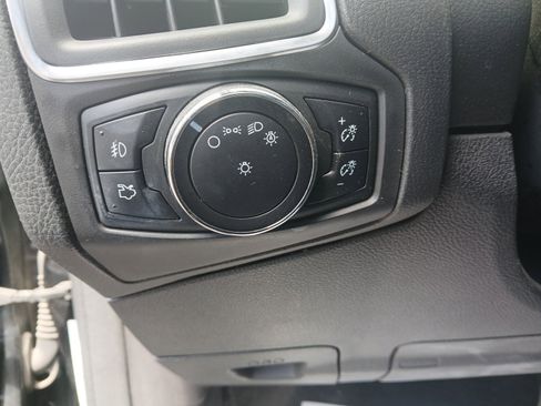 Used 2014 Ford Focus Titanium image 16