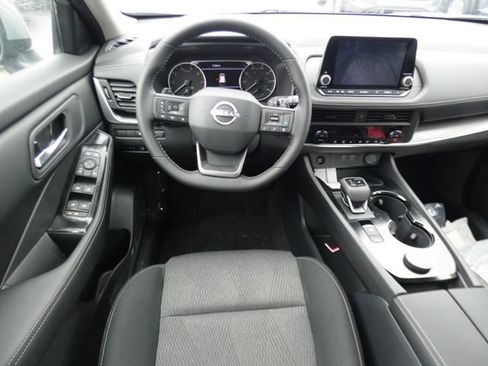 New 2026 Nissan Rogue SV AWD/4WD image 12