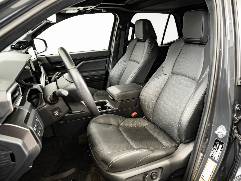 Used 2025 Toyota 4Runner TRD Off-Road Premium w/ Tow Technology Package AWD/4WD image 25