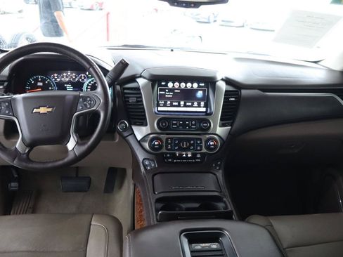 Used 2017 Chevrolet Tahoe Premier RWD image 16