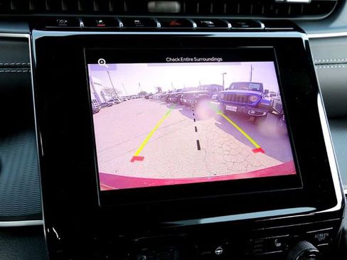 New 2025 Jeep Grand Cherokee L Laredo image 14