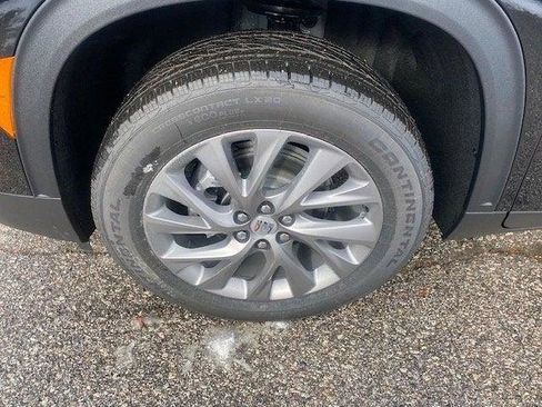 New 2026 Buick Enclave Preferred w/ LPO, Floor Liner Package image 11