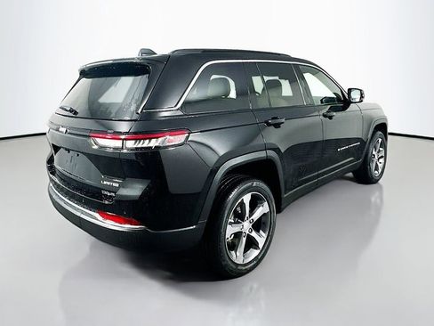 New 2025 Jeep Grand Cherokee Limited image 7