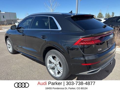 Used 2023 Audi Q8 Premium Plus w/ Premium Plus Package image 2