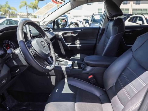 Certified 2022 Toyota RAV4 XLE Premium FWD image 18