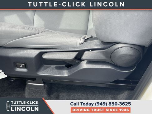 Used 2025 Toyota Tacoma SR5 AWD/4WD image 30