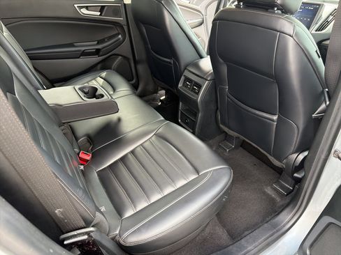 Certified 2024 Ford Edge SEL AWD/4WD image 13