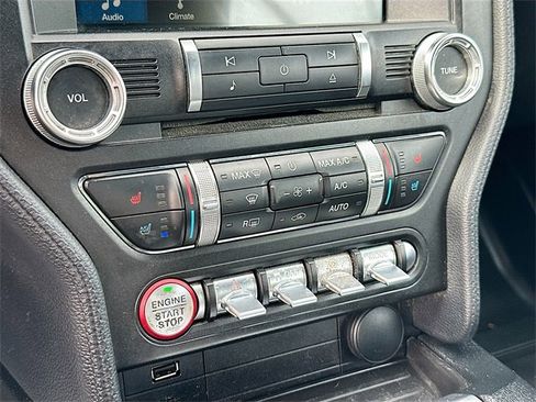 Used 2018 Ford Mustang Premium image 15