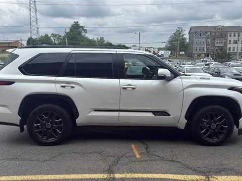 Used 2024 Toyota Sequoia Platinum AWD/4WD image 13