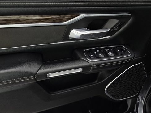 Used 2019 RAM 1500 Laramie RWD image 26