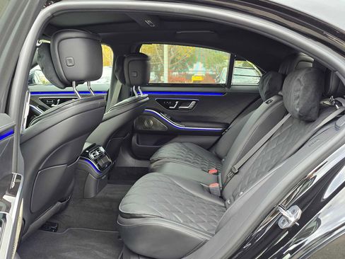 Used 2024 Mercedes-Benz S 580 S 580 image 18