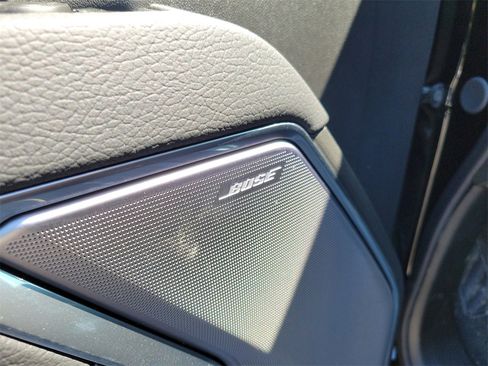 New 2025 GMC Sierra 2500 Denali w/ Denali Reserve Package image 9