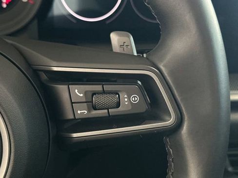 Used 2020 Porsche 911 Carrera image 28