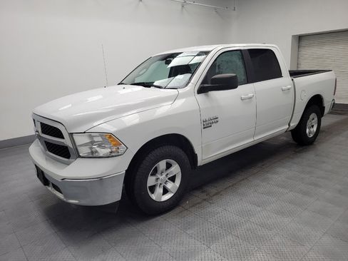 Used 2021 RAM 1500 Classic SLT image 2