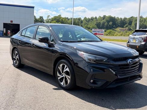 Used 2025 Subaru Legacy Premium AWD/4WD image 17