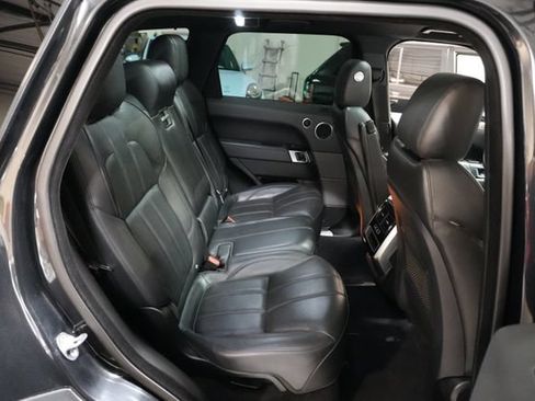 Used 2015 Land Rover Range Rover Sport HSE AWD/4WD image 29