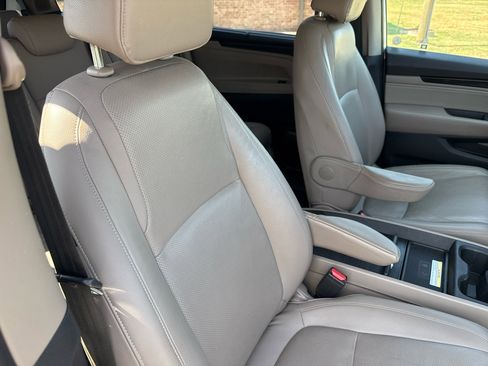 Used 2018 Honda Odyssey Elite image 61