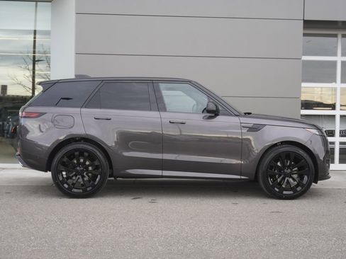 New 2026 Land Rover Range Rover Sport Dynamic SE image 7