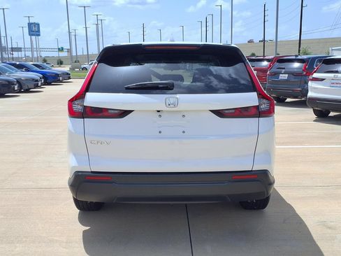 Used 2025 Honda CR-V EX image 6