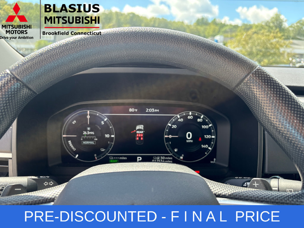 Used 2025 Mitsubishi Outlander ES AWD/4WD image 21