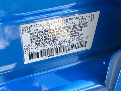 Used 2025 Nissan Sentra SV FWD image 27