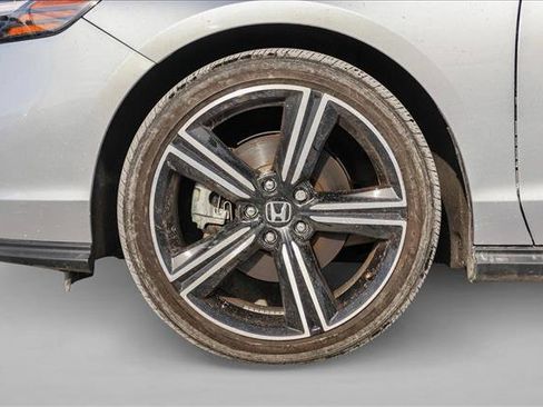 Used 2023 Honda Accord Sport image 9