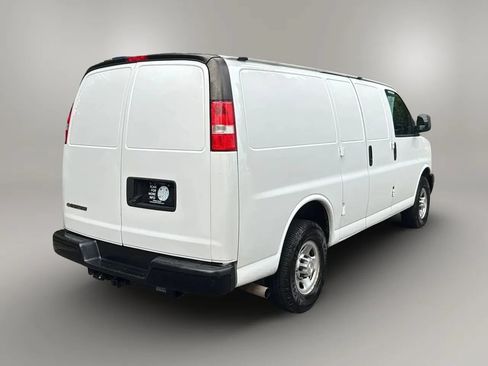 Used 2021 Chevrolet Express 2500 w/ Driver Convenience Package RWD image 19