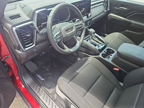 New 2025 GMC Canyon Elevation w/ Convenience Package image 13