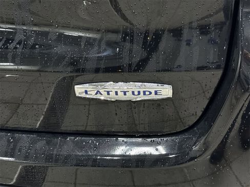 Used 2020 Jeep Compass Latitude w/ Popular Equipment Group image 26