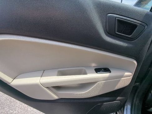 Used 2017 Ford Fiesta SE FWD image 22