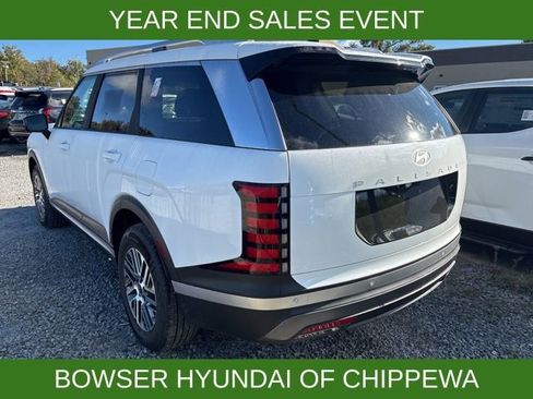 New 2026 Hyundai Palisade SEL image 3