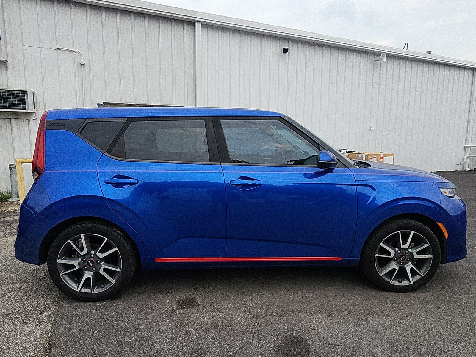 Used 2020 Kia Soul GT-Line FWD image 6